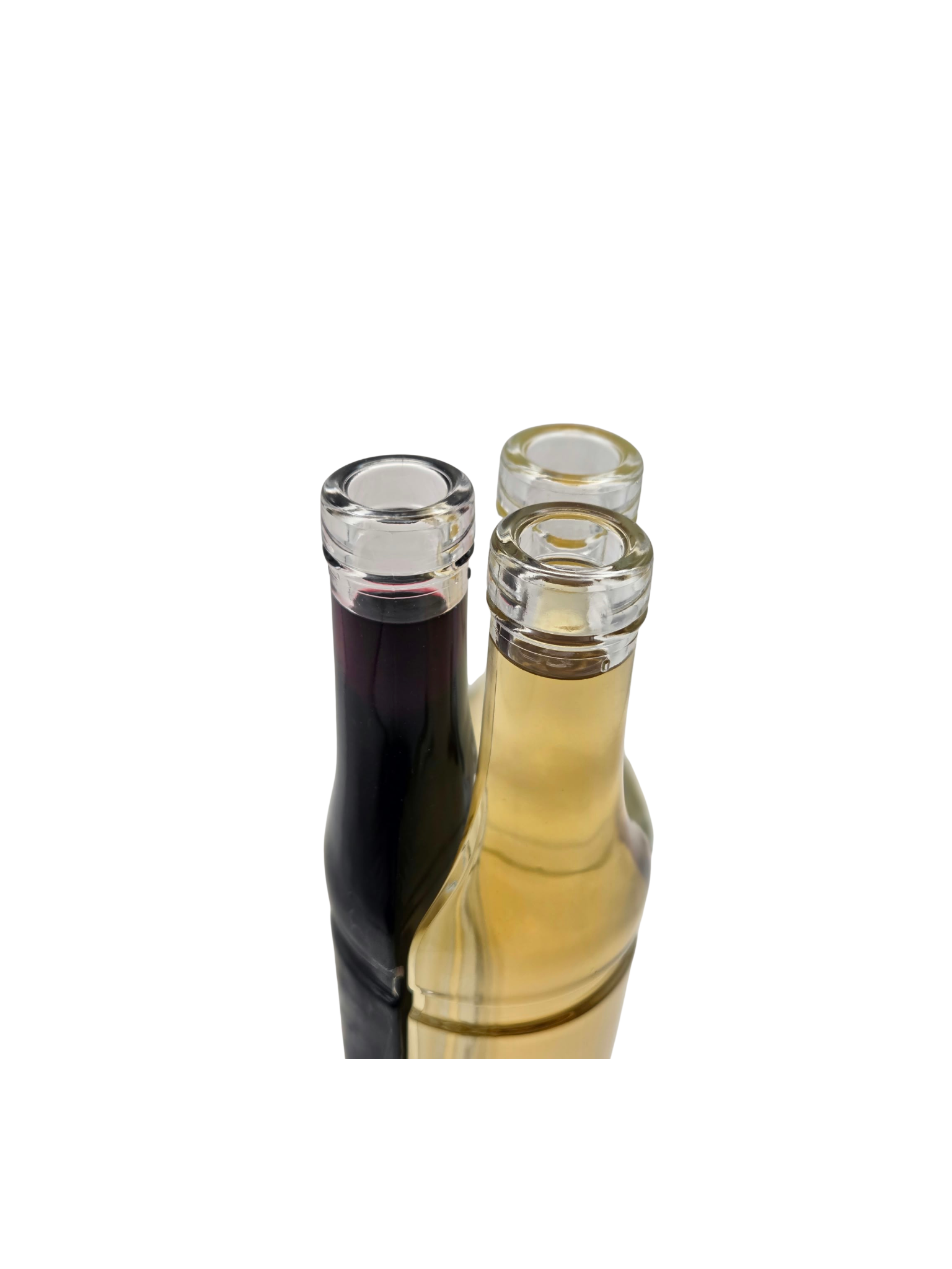 Boca Tris od 100 ml napunjena sa par vrsta likera